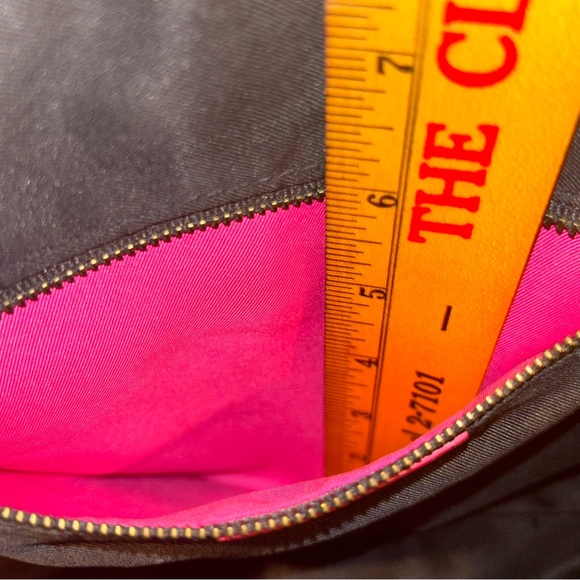 Elliott Lucca Black Leather Handbag Purse - Picture 8 of 8